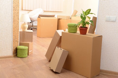 Cubic-yard storage pricing example for small flat contents